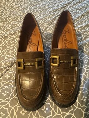 Zodiac Brown Croc-Embossed Heeled Loafers with Brass-Tone Bit